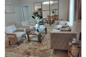 8640 NW 4th St, Pembroke Pines, FL 33024, - MLS#A11801493