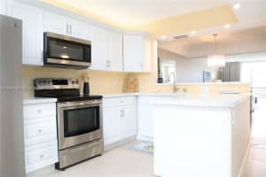 23099 Barwood Ln N APT 304, Boca Raton, FL 33428, - MLS#A11801506