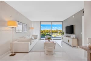 10201 Collins Ave Unit 305, Bal Harbour, FL 33154, - MLS#A11801544