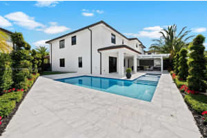 8862 NW 154th Terrace, Miami Lakes, FL 33018, Sold 07/31/25