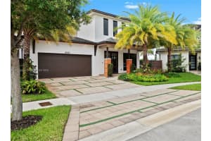 8862 NW 154th Terrace, Miami Lakes, FL 33018, Sold 07/31/25