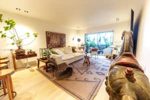 7487 SW 82nd St APT C302, Miami, FL 33143, - MLS#A11801602