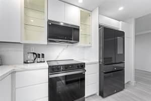 137 Golden Isles Dr APT 305, Hallandale Beach, FL 33009, - MLS#A11801840