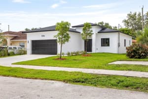 2536 Nw 15th St Fort Lauderdale, FL 33311 - MLS#A11801843