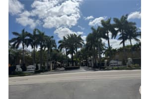 4892 Nw 109th Pl, Doral