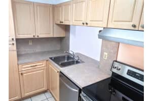 9631 SW 77th Ave, Miami, FL 33156, Sold 08/14/25