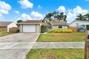 1575 N Goldeneye Ln, Homestead