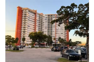 1301 Ne Miami Gardens Dr 1025w, Miami