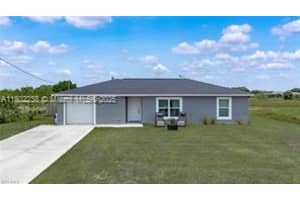 3086 E Briarwood Cir, La Belle