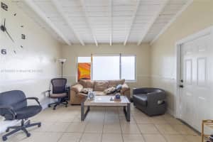 1701 NW 15th Ct, Fort Lauderdale, FL 33311 - MLS#A11802281