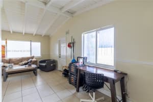 1701 NW 15th Ct, Fort Lauderdale, FL 33311 - MLS#A11802281