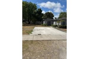 10354 SW 173rd St, Miami, FL 33157 - MLS#A11802345