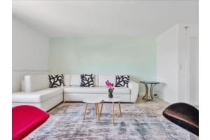 7620 Carlyle Ave 702 Miami Beach, FL 33141 - MLS#A11802369