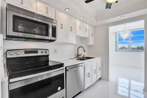 3113 S Ocean Dr APT 410, Hallandale Beach, FL 33009, - MLS#A11802373