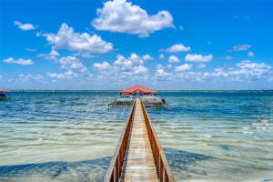 2351 Lakeview Dr, Sebring, FL 33870, Sold 08/08/25