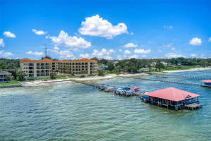 2351 Lakeview Dr, Sebring, FL 33870, Sold 08/08/25