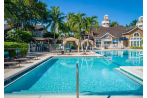 10670 Sw 156th Pl 313, Miami