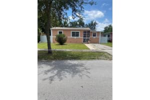 770 Nw 133rd St, North Miami