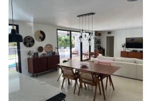 7921 SW 100th St, Miami, FL 33156 - MLS#A11802651
