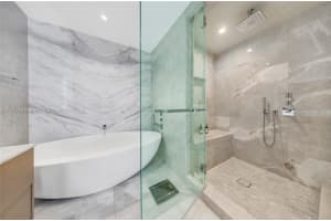 18501 Collins Ave Apartment 2502, Sunny Isles Beach, FL 33160, - MLS#A11802789