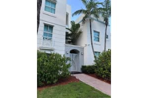 9172 Collins Ave 12, Surfside