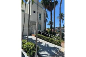 9172 Collins Ave APT 12, Surfside, FL 33154, - MLS#A11802858