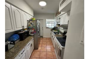 9260 Bay Harbor Ter 24 Bay Harbor Islands, FL 33154 - MLS#A11802891