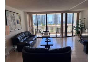 1000 Island Blvd 1508, Aventura