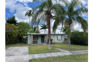 631 NE 12th St, Homestead, FL 33030, Sold 08/05/25