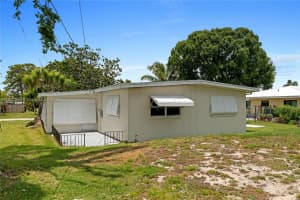 409 Poplar Ave, Port St. Lucie, FL 34952, Sold 07/01/25