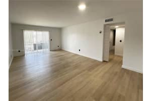 888 Ne 132nd St 206 North Miami, FL 33161 - MLS#A11803138