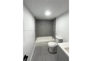 888 Ne 132nd St 206 North Miami, FL 33161 - MLS#A11803138