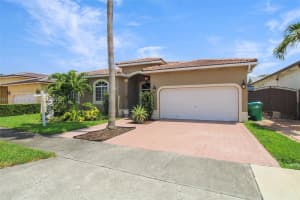9072 NW 145th St, Hialeah, FL 33018, Sold 09/03/25