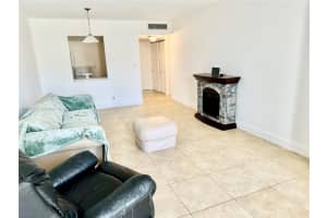 801 Three Islands Blvd 417, Hallandale Beach
