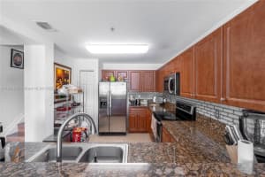 11002 NW 83rd St APT 213, Doral, FL 33178, - MLS#A11803170