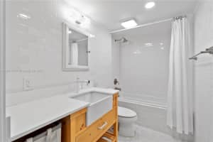 6886 N Kendall Dr APT D207, Pinecrest, FL 33156, - MLS#A11803183