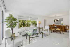 1 Harbour Way 305, Bal Harbour
