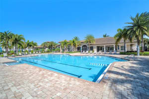 5040 Eucalyptus Dr 4 Hollywood, FL 33021 - MLS#A11803192