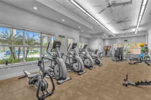 5040 Eucalyptus Dr 4 Hollywood, FL 33021 - MLS#A11803192