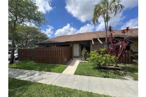 2734 N Nob Hill Rd, Sunrise, FL 33322 - MLS#A11803222
