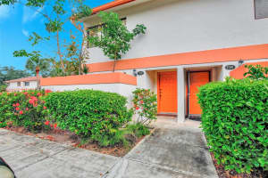 7065 SW 42nd Pl, Davie, FL 33314, Sold 07/01/25