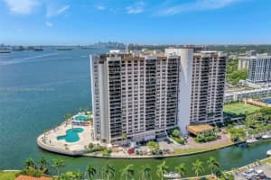 1800 NE 114th St APT 604, Miami, FL 33181, Sold 08/15/25
