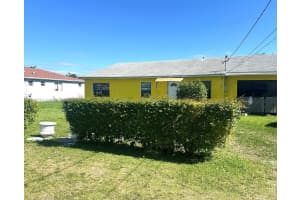 12035 SW 214th Ter, Miami, FL 33177, Sold 08/08/25