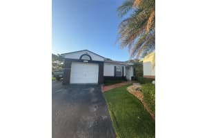 19321 Nw 83rd Ave, Hialeah
