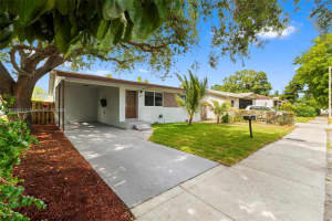 941 NW 76th St, Miami, FL 33150, Sold 06/17/25