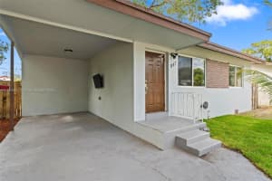 941 NW 76th St, Miami, FL 33150, Sold 06/17/25