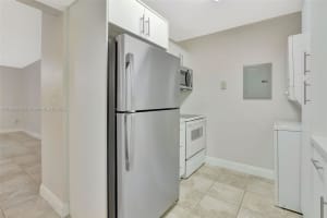 7915 SW 86th St APT 705, Miami, FL 33143, Sold 08/15/25