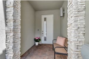 8963 Kingsmoor Wy, Wellington, FL 33467, Sold 08/18/25