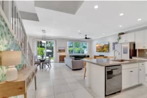 8963 Kingsmoor Wy, Wellington, FL 33467, Sold 08/18/25