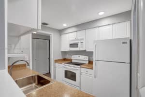 400 N Riverside Dr 214, Pompano Beach, FL 33062 - MLS#A11803654